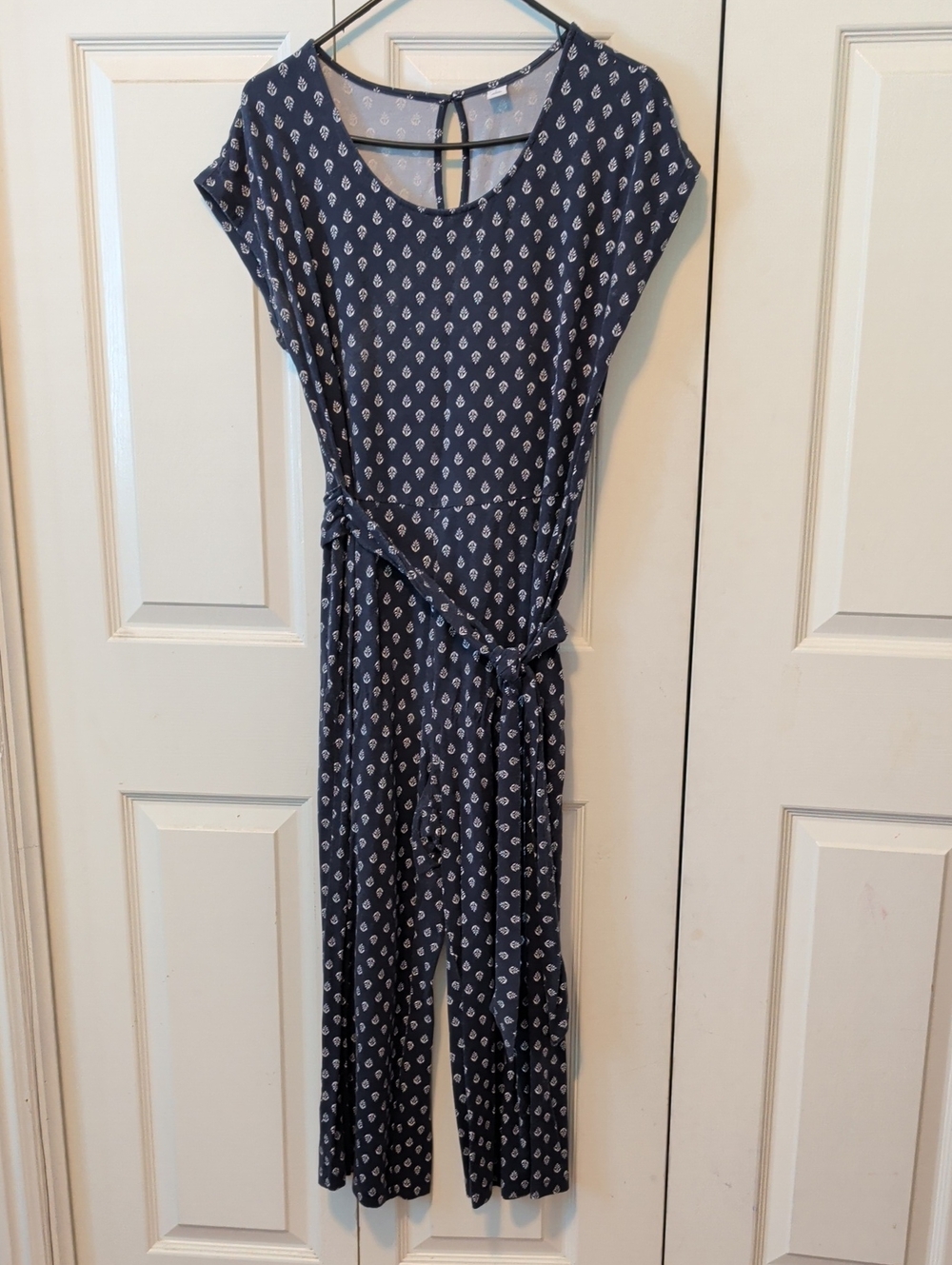 Old Navy - Navy Print Cap-Sleeve Crop Wide Leg Jumpsuit with Tie Waist
